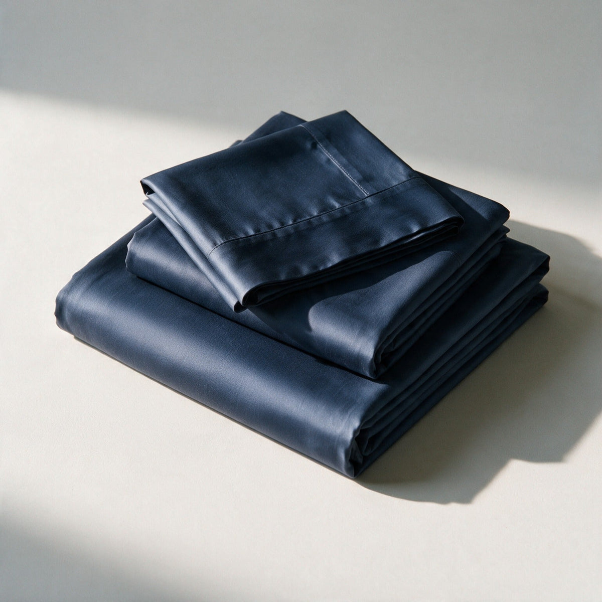 Rydal sheet set in Navy, folded